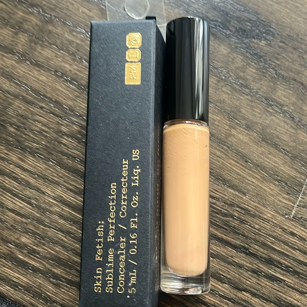 Pat McGrath Skin Fetish Sublime Perfection Concealer LM11